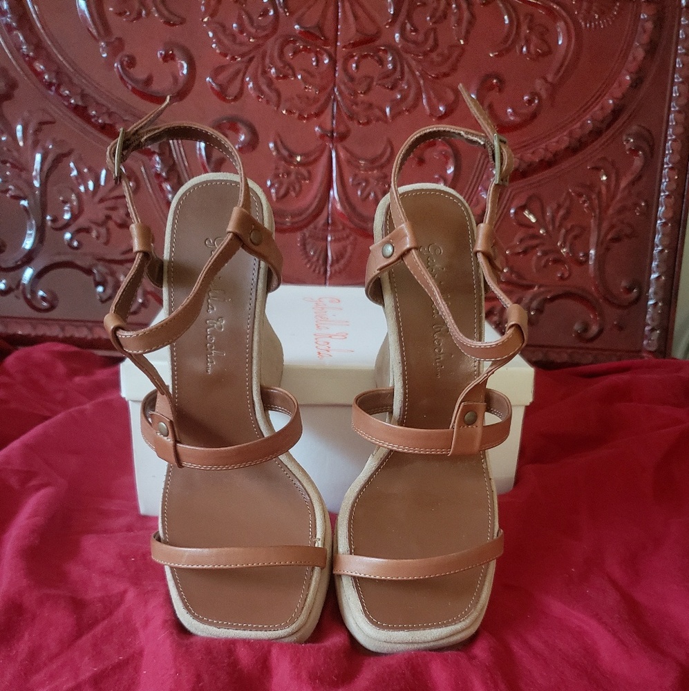 Gabriella Rocha Wedge Sandals